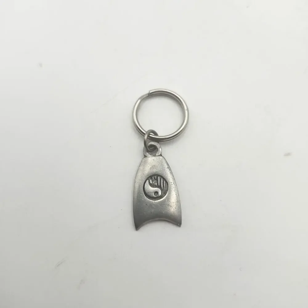 Yin Yang Hand Symbol Keychain Gray Metal Zen Spiritual Tai Chi Key Ring Charm